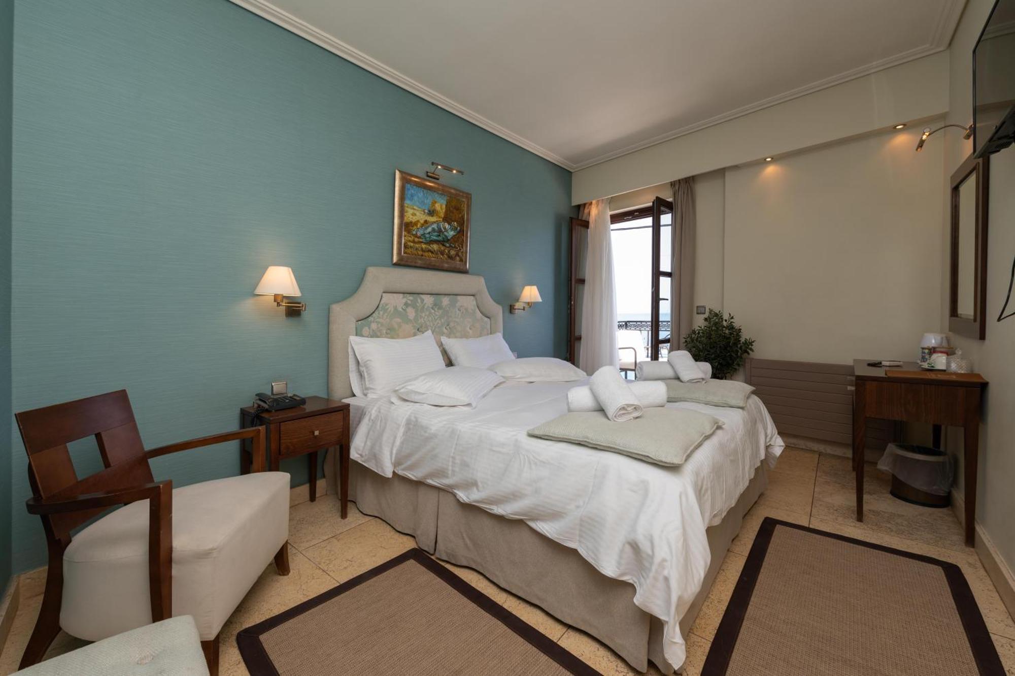 Hotel La Boheme à Gythio Extérieur photo