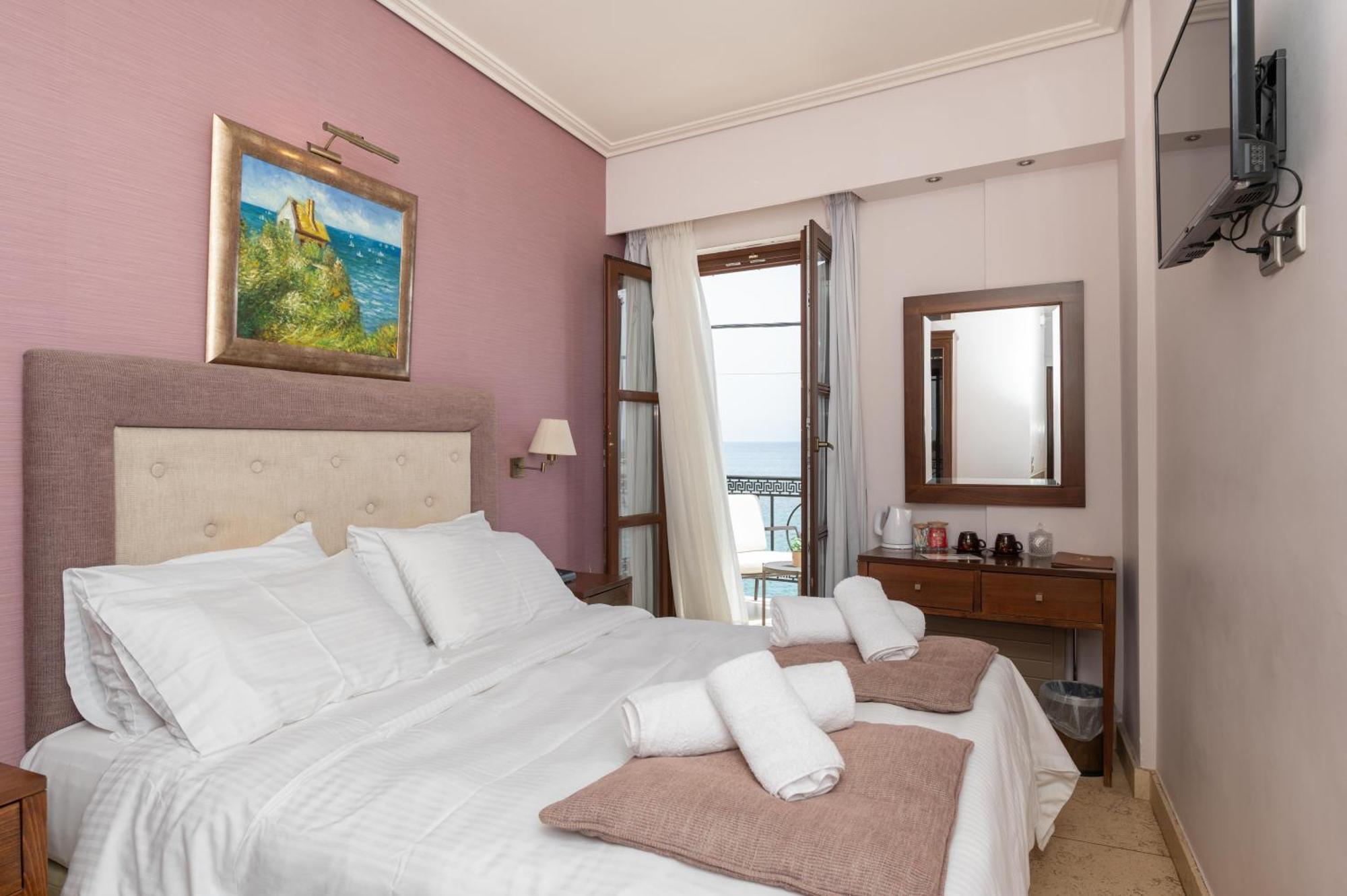 Hotel La Boheme à Gythio Extérieur photo