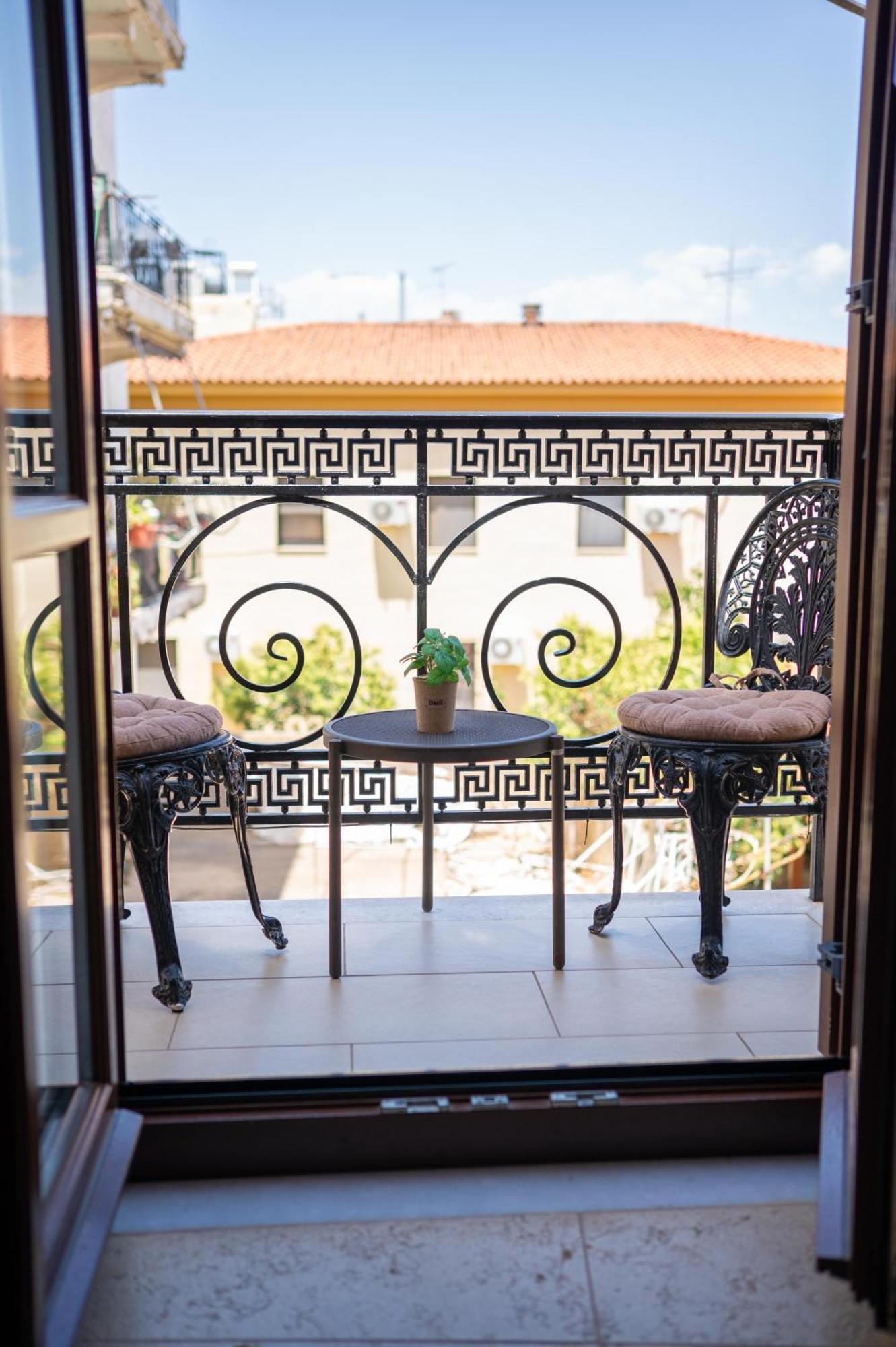 Hotel La Boheme à Gythio Extérieur photo
