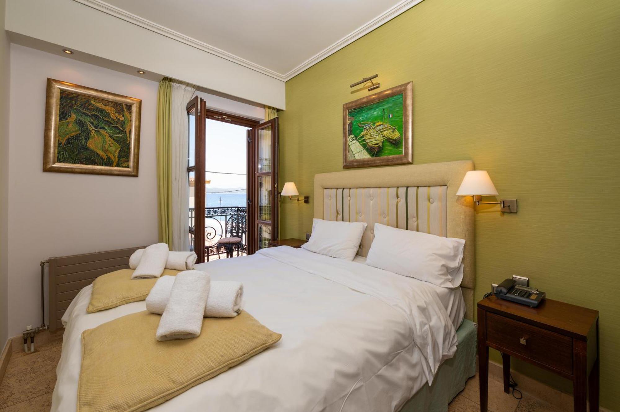 Hotel La Boheme à Gythio Extérieur photo